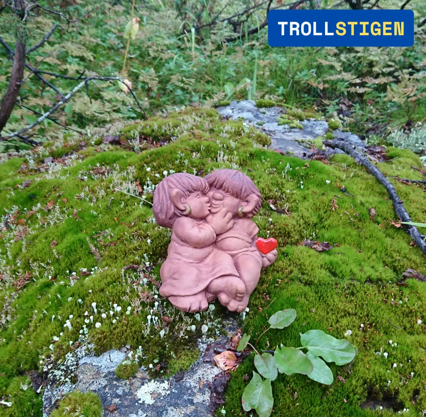 En av flera trollskulpturer längs Trollstigen i Klimpfjäll